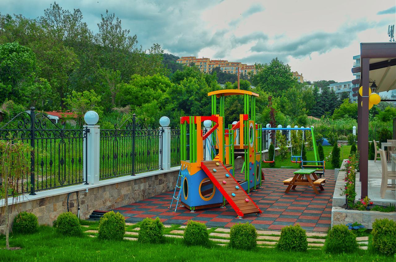 Sunny Castle Hotel كرانيفو المظهر الخارجي الصورة