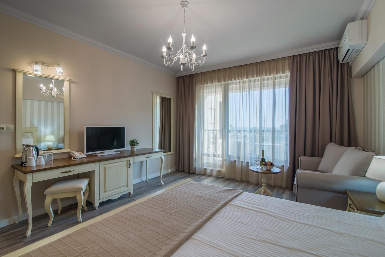 Sunny Castle Hotel كرانيفو المظهر الخارجي الصورة